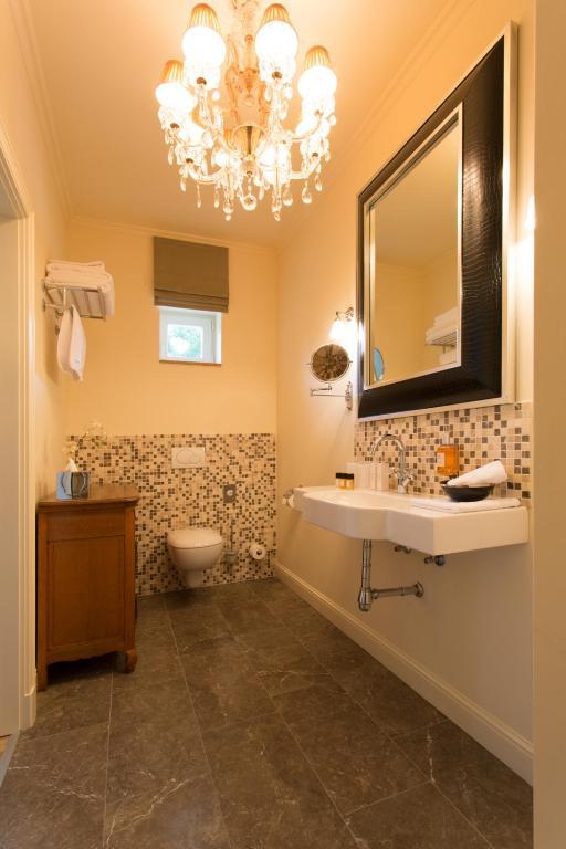 B&B Villa Reynaert Opoeteren 객실 사진