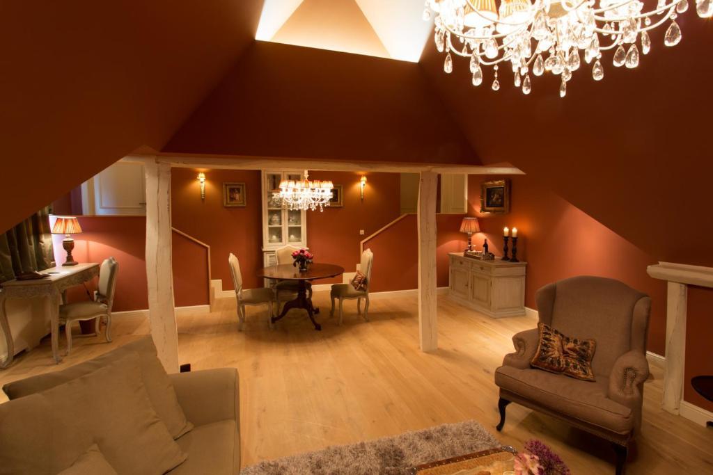 B&B Villa Reynaert Opoeteren 객실 사진